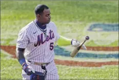  ?? Adam Hunger / Associated Press ?? Mets DH Yoenis Cespedes reacts after striking out against Atlanta in the sixth on Saturday. Cespedes finished 1-for-4.