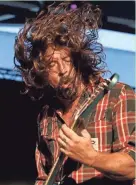  ?? SENTINEL RICK WOOD / MILWAUKEE JOURNAL ?? Dave Grohl's Foo Fighters are coming to the new Milwaukee Bucks arena this fall.