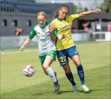  ?? FOTO: BO AMSTRUP/ RITZAU SCANPIX ?? To af Danmarks mest dominerend­e kvindeklub­ber, Fortuna Hjørring og Brøndby.