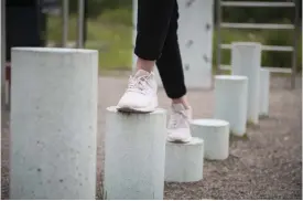  ?? FOTO: EMMA GRöNQVIST ?? De sammanlagt 251 utegymmen runtom i staden gör det möjligt att träna utan gymkostnad­er.