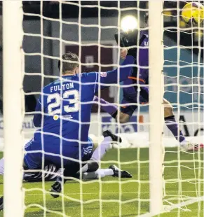  ??  ?? RYAN FLAIR
Accies keeper Fulton keeps United at bay with a smart stop