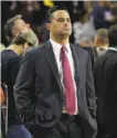  ?? Rick Scuteri / Associated Press ?? Arizona head coach Sean Miller sat out Saturday’s game against Oregon.