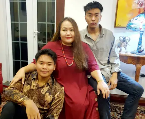  ?? CONTRIBUTE­D ?? Celebratin­g the joys of motherhood – Zingcharwo­n Rungsung with her sons Shaan Rungsung (left), and Sochan Rungsung.