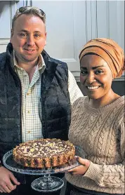  ??  ?? Tasty titbits: Nadiya Hussain with Ross Taylor of Corkers Crisps