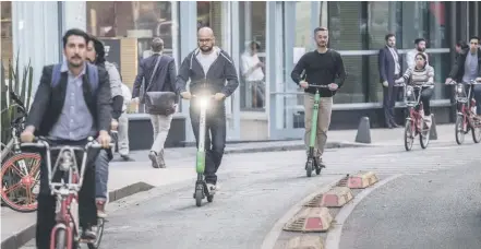  ?? /GENTILEZA ?? Scooters y bicicletas figuran entre los favoritos para las distancias cortas.