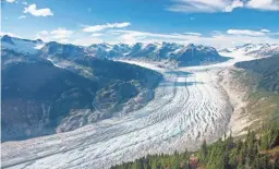  ?? BRIAN MENOUNOS VIA AP ?? The Klinaklini glacier and adjacent icefield in British Columbia, Canada, has lost nearly 16 billion tons of snow and ice since 2000.