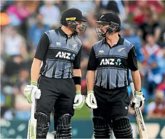  ?? ANDREW CORNAGA/PHOTOSPORT.NZ ?? Martin Guptill, left, and Colin Munro can be their best selves in Twenty20.