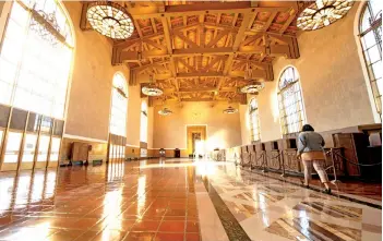  ??  ?? In this file photo taken on March 18, 2021 a view of the old ticketing concourse at the Downtown Los Angeles Union Station where part of the 2021 Oscars Ceremony will take place.