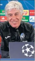  ??  ?? Gasperini, ayer en Bérgamo.
—¿Hizo más historia Zidane como jugador o como entrenador?