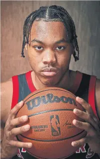  ?? MICHAEL J. LEBRECHT II GETTY IMAGES ?? Working on his shooting stroke is a top priority for Raptors rookie Scottie Barnes at training camp as it gets into full swing.