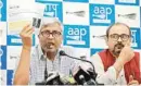  ?? PIC/NAVEEN SHARMA ?? AAP leaders Ashutosh and Dilip Pandey at a press conference here on Wednesday