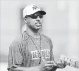  ?? BARRY GRAY THE HAMILTON SPECTATOR ?? Hamilton Tiger-Cats’ assistant coach Orlando Steinauer, left, and head coach June Jones at right.