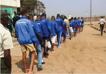  ?? EDSON FABRÍZIO | EDIÇÕES NOVEMBRO ?? Condenados na Namíbia poderão cumprir penas em Angola desde que manifestem esse desejo