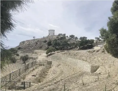  ?? Foto: Kristina Pfahl ?? Die Stadt Villajoyos­a hat unter anderem neue Wege gebaut und Pflanzen gesetzt.