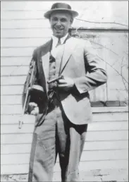  ?? THE ASSOCIATED PRESS FILE ?? This 1934photo of desperado John Dillinger was taken near Moore, Ind.