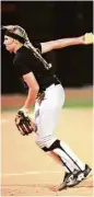  ?? Eddy Matchette / For the Chronicle ?? Klein Oak pitcher Taylor Makowsky and the Panthers are set for the playoffs to begin next week.