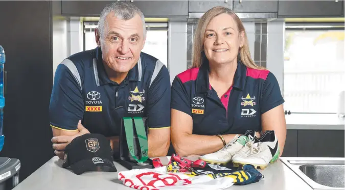  ?? ?? Coen Hess's parents Warren and Debbie Hess ahead of the 2022 preliminar­y final. Picture: Shae Beplate