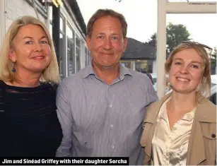  ??  ?? Jim and Sinéad Griffey with their daughter Sorcha