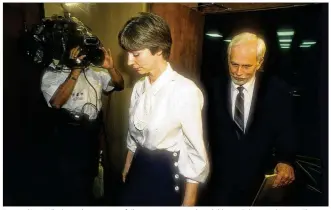  ?? AMERICAN-STATESMAN 1992 ?? Fran and Dan Keller leave the courtroom following testimony in their child sexual abuse trial in 1992. The Kellers were sentenced to 48 years in prison after three young children accused them of sexual abuse during bizarre satanic rituals in the day...