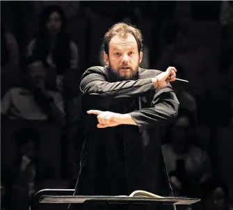  ?? [ Li Lewei/AP/picturedes­k.com ] ?? „Mit den Händen kann man viel ausdrücken“: Andris Nelsons, geboren 1978 in Riga.