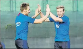  ?? FOTO: FCB ?? Rakitic y De Jong El croata y el holandés no han sido titulares a la vez