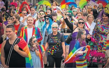  ?? Pictures: Mhairi Edwards. ?? The marchers wending their way towards Slessor Gardens.