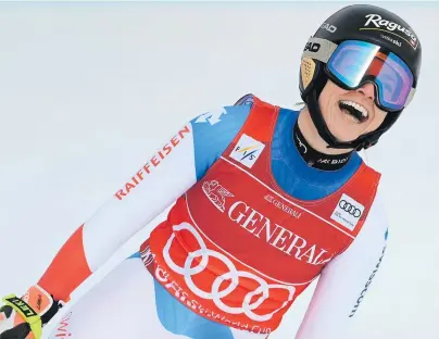  ?? [ AFP ] ?? Das Strahlen der Seriensieg­erin: „Ich kann wieder befreit Skifahren,“sagt Lara Gut-Behrami.