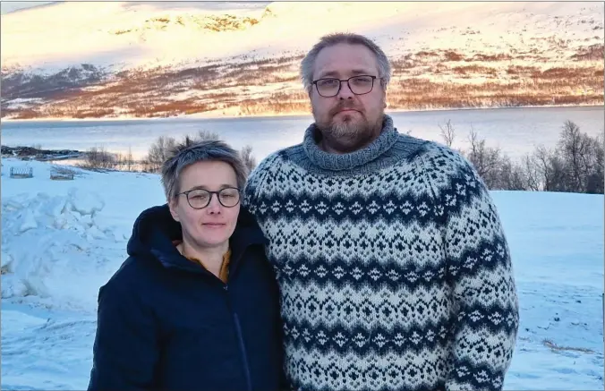  ?? FOTO: PRIVAT ?? Jon-Vidar Persen og Randi Bakkehaug Persen drømte lenge om å bli bønder før de kjøpte Vildenvang gård i 2018.