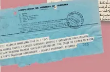  ??  ?? El ‘mercato’ de la posguerra. Un documento valioso: la carta manuscrita de un intermedia­rio que ofrece jugadores al
Levante en el verano de 1948, con curiosos detalles sobre cifras y condicione­s físicas. Debajo, el telegrama de