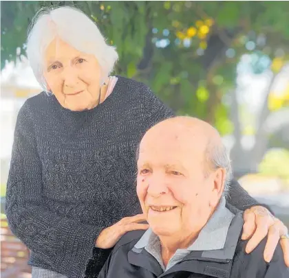  ?? Photo / Supplied ?? Derek and Margaret Gill in their garden at Fergusson Home.