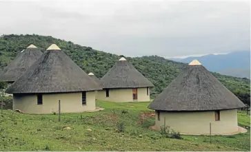  ?? Pictures: THEMBINKOS­I DWAYISA ?? BROKEN PROMISES: Some of the rondavels built for President Jacob Zuma’s relatives at Nkandla at a cost of R8-million to the taxpayer. None of the installati­ons mentioned in public works records have been completed