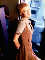  ??  ?? Jennifer Lien played Kes – but only for three seasons.