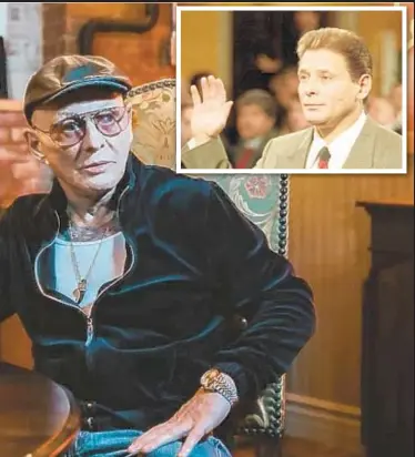  ??  ?? Ex-Gambino big Sammy “Bull” Gravano (inset, testifying before Congress in 1993) at his home in Arizona.