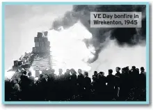  ??  ?? VE Day bonfire in Wrekenton, 1945