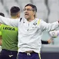  ?? (Lapresse) ?? Domenica al Bentegodi Simone Verdi, ex granata, e Ivan Ilic, ex gialloblù, poi Ivan Juric ai tempi del Verona