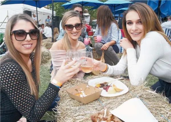  ?? Pictures: MARK WILSON ?? CHEERS: Jessica DiRocco, Gemma DiRocco and Josephine Fazio, all from Geelong, enjoy Toast to the Coast festivitie­s at Leura Park Estate Winery.