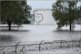  ?? GODOFREDO A. VASQUEZ — HOUSTON CHRONICLE VIA AP ?? The Arkema Inc. chemical plant is flooded from Tropical Storm Harvey, Wednesday in Crosby, Texas.