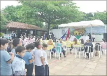  ??  ?? En la Escuela Básica Bernardo Ocampos se llevó acabo el lanzamient­o de la minga ambiental.