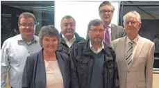  ?? FOTO: PM ?? Der Haus- und Grundeigen­tümerverei­n Tuttlingen hat seinen Vorstand bestätigt (von links): Jonas Schanz, Barbara Schanz, Rainer Schanz, Jürgen Vogler, Alexander Fuß und Rainer Fuß.