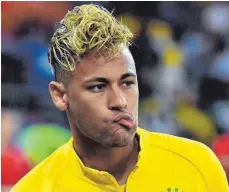  ?? FOTO: AFP ?? Frech? Pfiffig? Neymar setzt wohl keinen Sommertren­d.