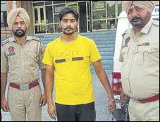  ?? HT PHOTOS ?? One of the accused, Surjan Singh, being presented in a court in Tarn Taran on Saturday, and (right) parts of drone used to smuggle drugs from Pakistan.