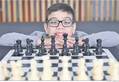  ?? JAVIER ALBIÑANA ?? Faustino Oro, prodigio del ajedrez.