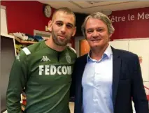  ??  ?? Sylvain Kastendeuc­h (ici avec Islam Slimani) est intervenu dans le vestiaire de l’AS Monaco, jeudi dernier à La Turbie. (Photo UNFP)