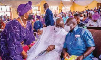  ??  ?? L-R: Member Ekiti State House of Assembly, Hon. Teju Okuyiga; Ekiti State Governor, Dr. Kayode Fayemi; and Abia State Governor Okezie Ikpeazu; during the burial service of retired Commission­er of Police, Chief Benjamin Adeniyi Olatise in Aisegba- Ekiti