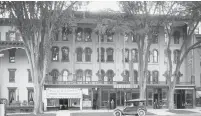  ?? SARATOGA SPRINGS HISTORY MUSEUM/A2 ?? A 1920s photo of the old Adelphi Hotel, which had an Agatha Christie novel vibe, and a lush and mysterious interior courtyard.