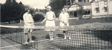  ?? MARLBOROUG­H HISTORICAL SOCIETY ?? Nurses playing tennis outside the nurses’ home at Wairau Hospital, date unknown.