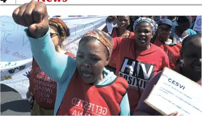  ?? PICTURE: CINDY WAXA ?? APPEAL FOR CHANGE: Women from Philippi marched against abuse of women and children.