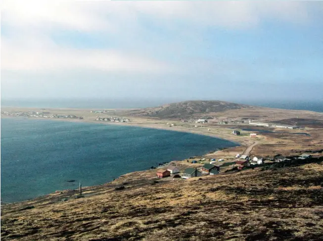  ?? Photo Arthur Alt ??  La baie de Miquelon depuis l’entrée du Cap.