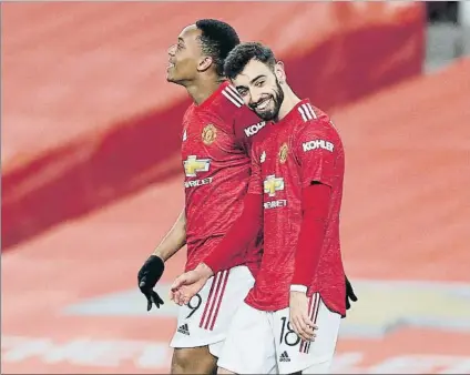  ?? FOTO: AP ?? La sonrisa de Bruno Fernandes explica el cambio radical del United desde su llegada