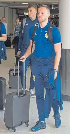  ??  ?? Alan Campbell prepares to leave for Toulon yesterday.